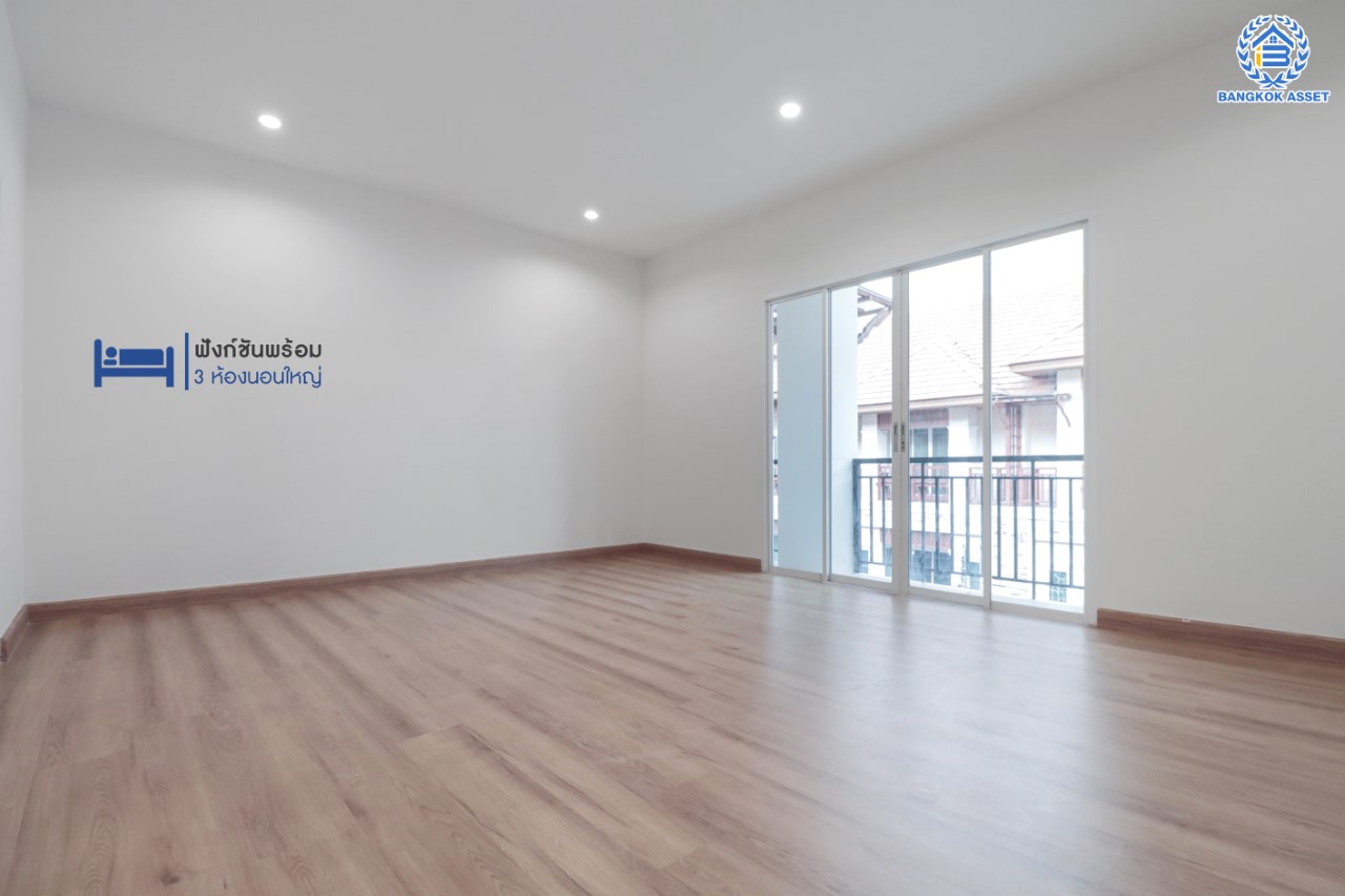 บ้านมือสองตกแต่งใหม่ ม.นนทรีเพลส พระราม5-นครอินทร์ ทาวน์โฮม 3 ชั้น เนื้อที่ 19.5 ตร.ว. ฟังก์ชัน 3 ห้องนอน 3 ห้องน้ำ 2 ที่จอดรถ พร้อม Living Room กว้างขวาง เดินทางสะดวก เข้า-ออกได้หลายเส้นทาง ทั้ง ถ.ราชพฤกษ์ และ ถ.ติวานนท์ ใกล้ทางด่วน "ศรีรัช" และรถไฟฟ้า "สถานีแยกติวานนท์"